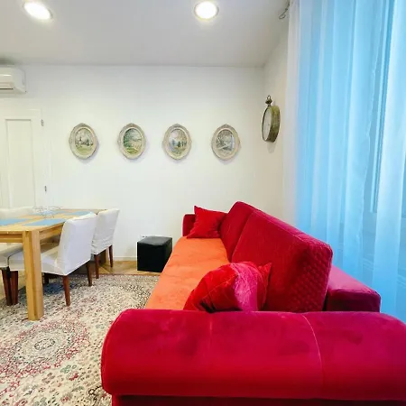 Apartment Candy Pula